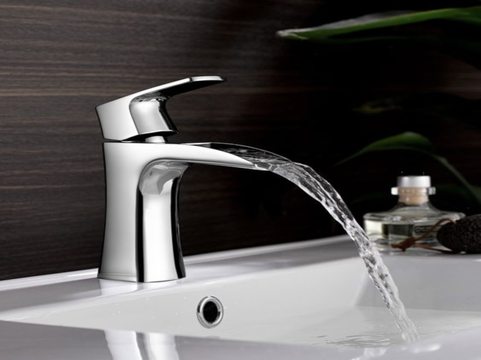 bath fitting img