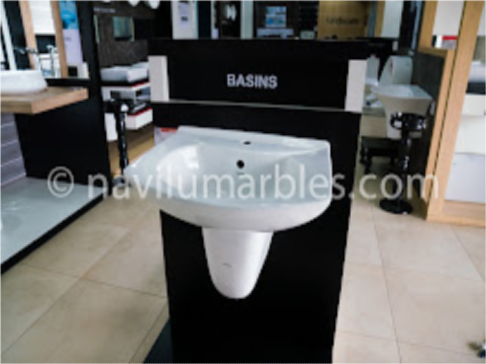 bath fitting img